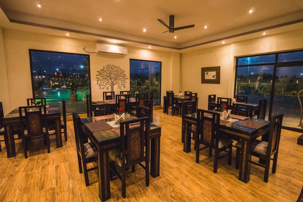 La Vita Nuova Resort Shaugaon Exterior foto