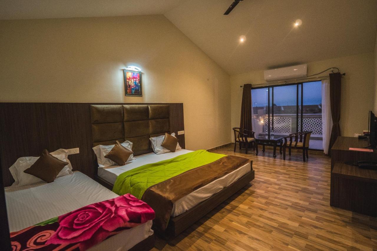 La Vita Nuova Resort Shaugaon Exterior foto