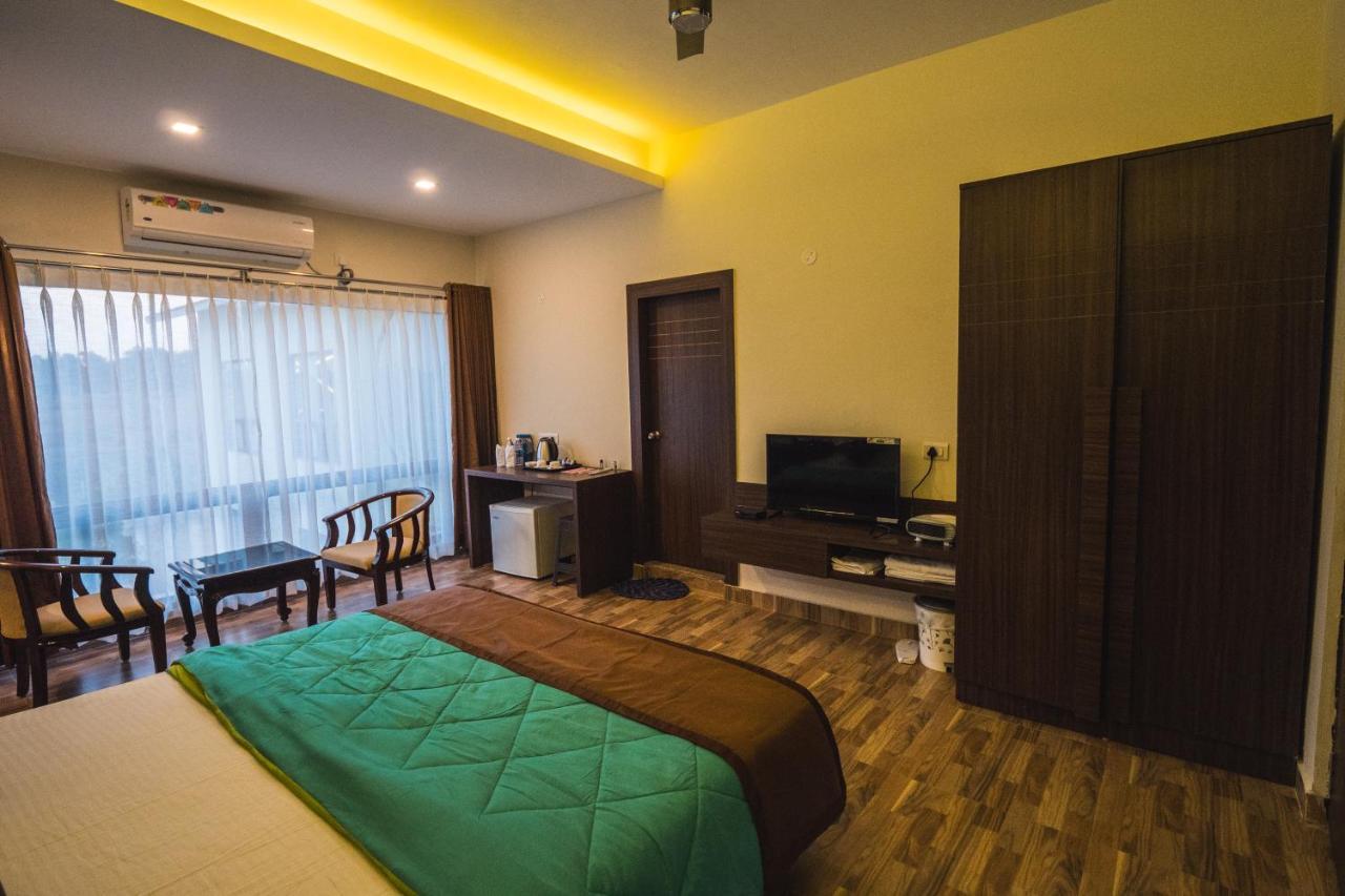 La Vita Nuova Resort Shaugaon Exterior foto