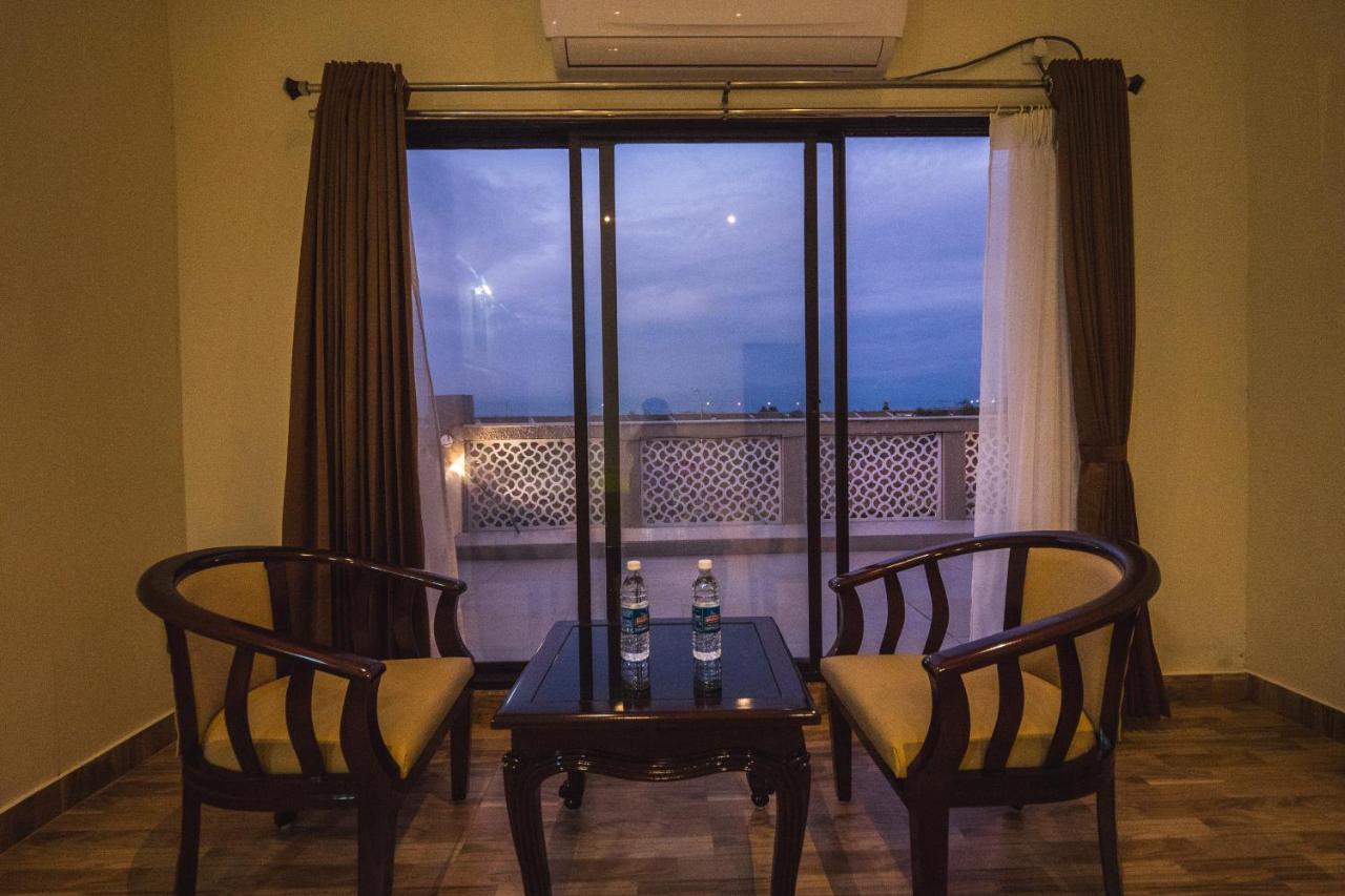La Vita Nuova Resort Shaugaon Exterior foto