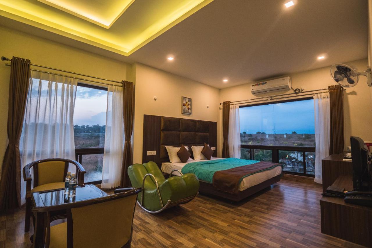 La Vita Nuova Resort Shaugaon Exterior foto