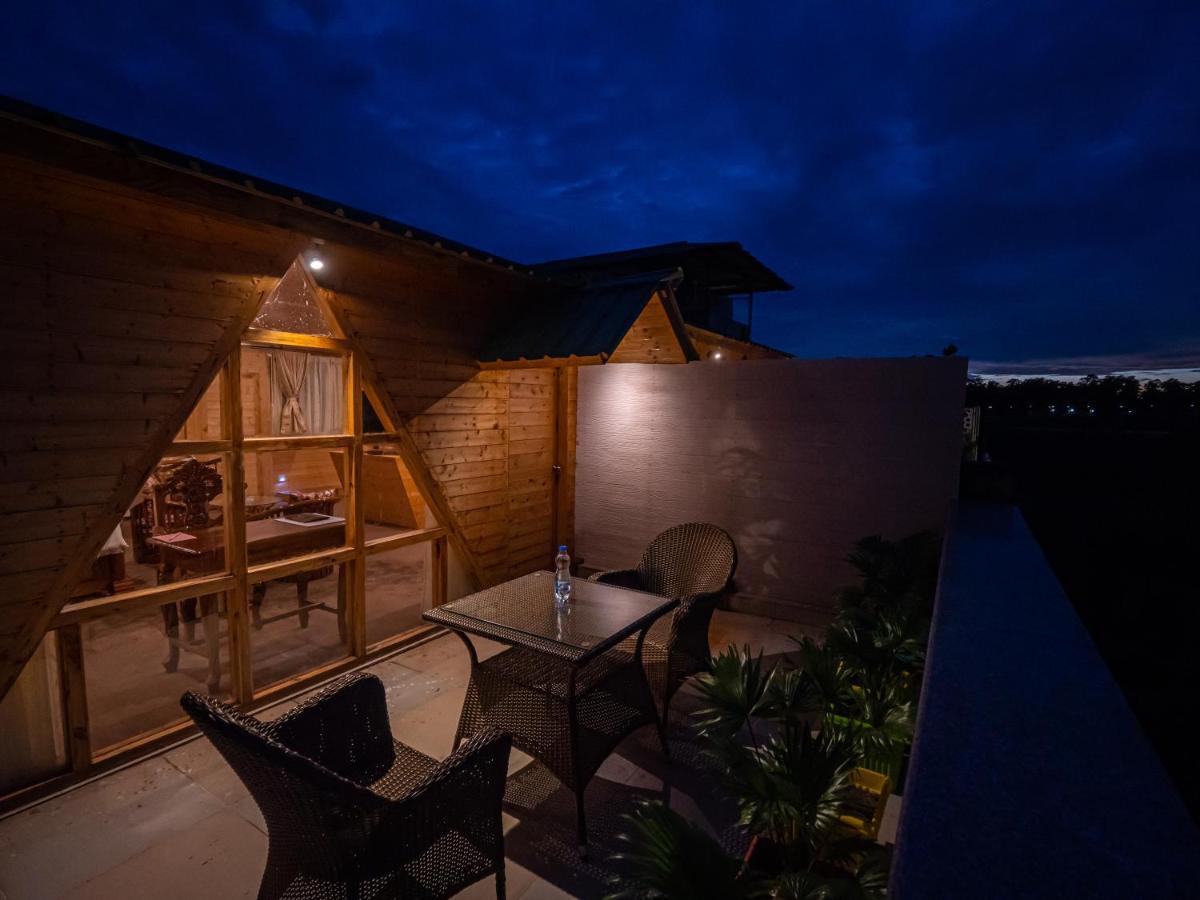 La Vita Nuova Resort Shaugaon Exterior foto